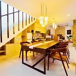 Villa Samatha Br2